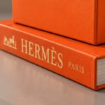 Pack Équestre orange : boîte à mouchoirs et faux livre – Image 4