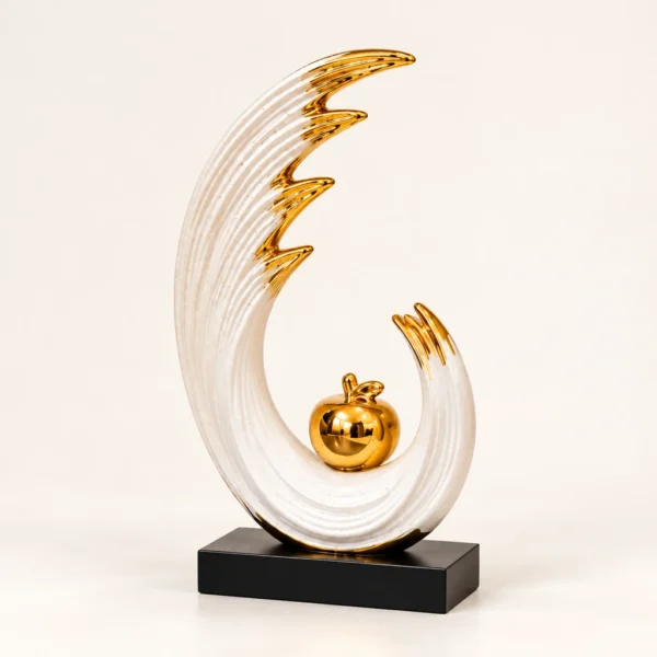 Sculpture vague avec pomme dorée — Blanc & Or